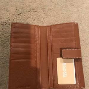 Michael Kors wallet